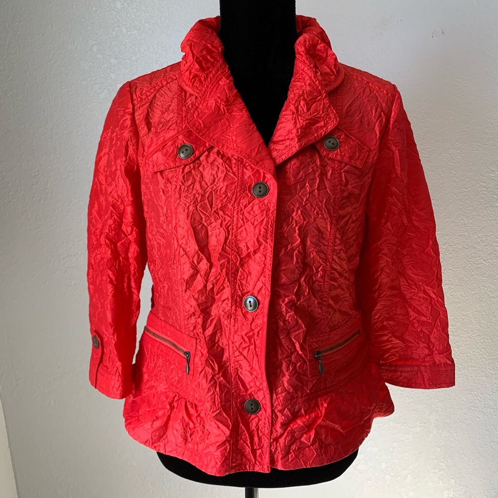 Chicos Red Shimmer Crinkle Texture Size 1 Blazer
